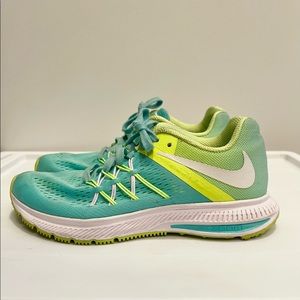 Nike Women’s Zoom Winflo 3 Sneakers